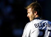 开云体育直播-火箭正面击溃掘金，德罗赞攻防两端统治