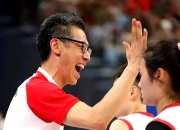 开云体育官网-球员因不服输的拼搏精神赢得观众掌声