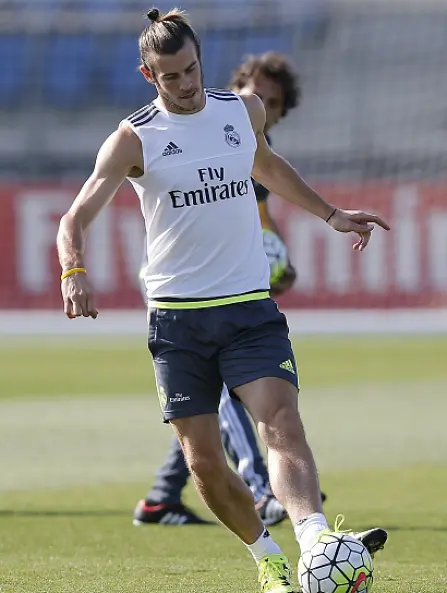 关于塞内加尔强势哥伦比亚，穆勒爆发神勇的信息