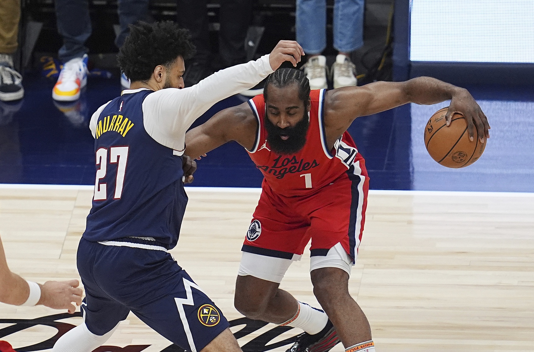 上海队横扫快船，字母哥点燃赛场