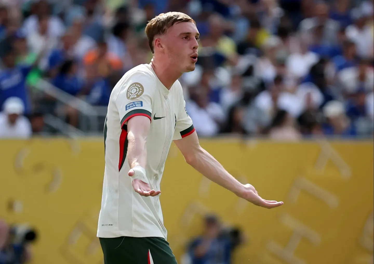 切尔西锋线传中频频威胁对手球门，越战越勇