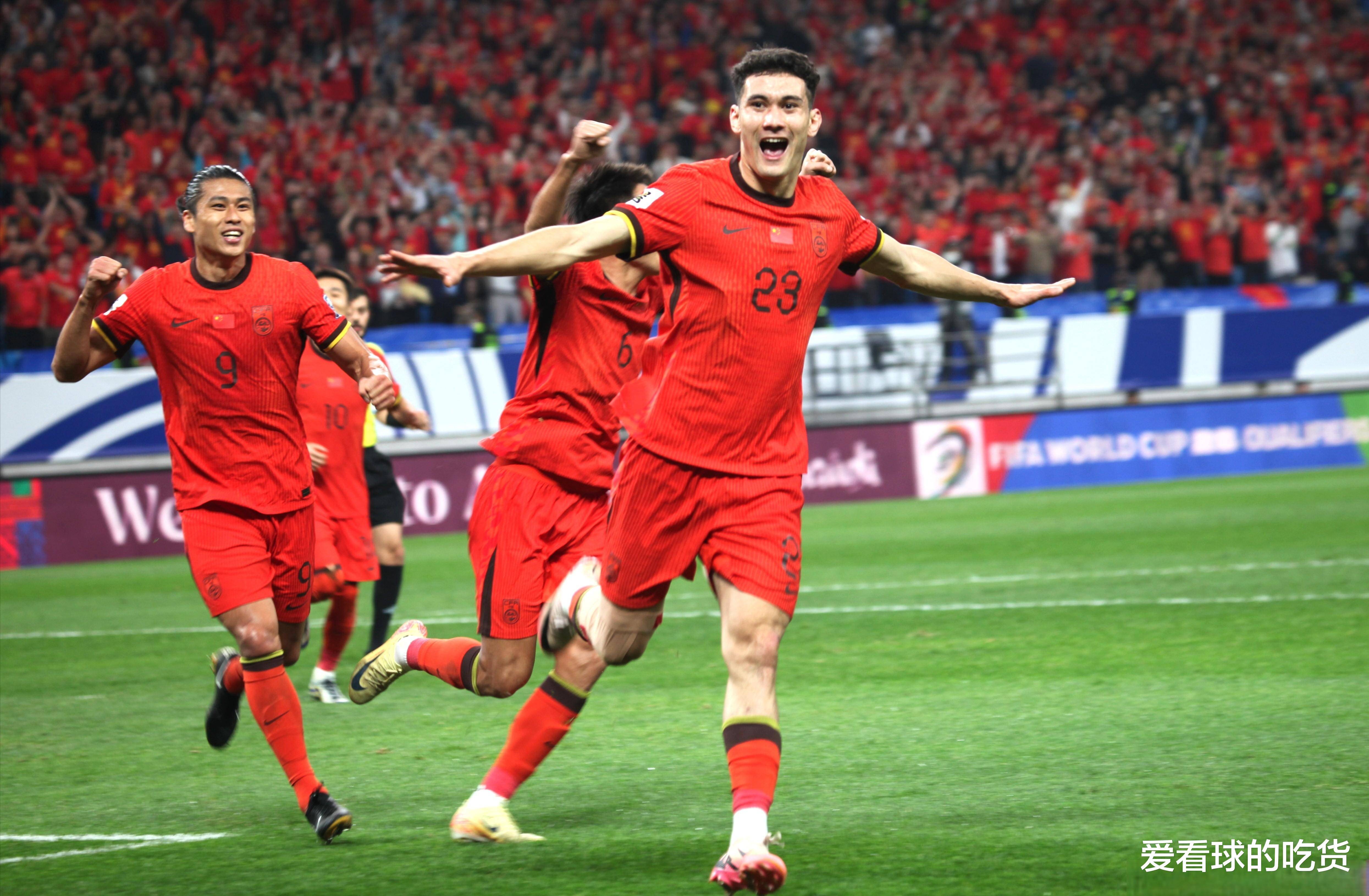 国内足球比赛引发球员转会热潮