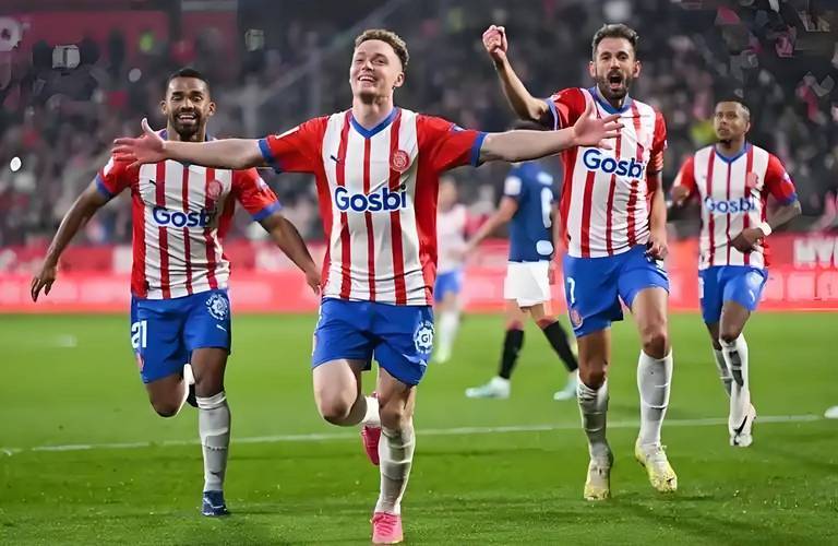 关于摩纳哥主场大胜亚眠，法甲保级前景一片光明的信息