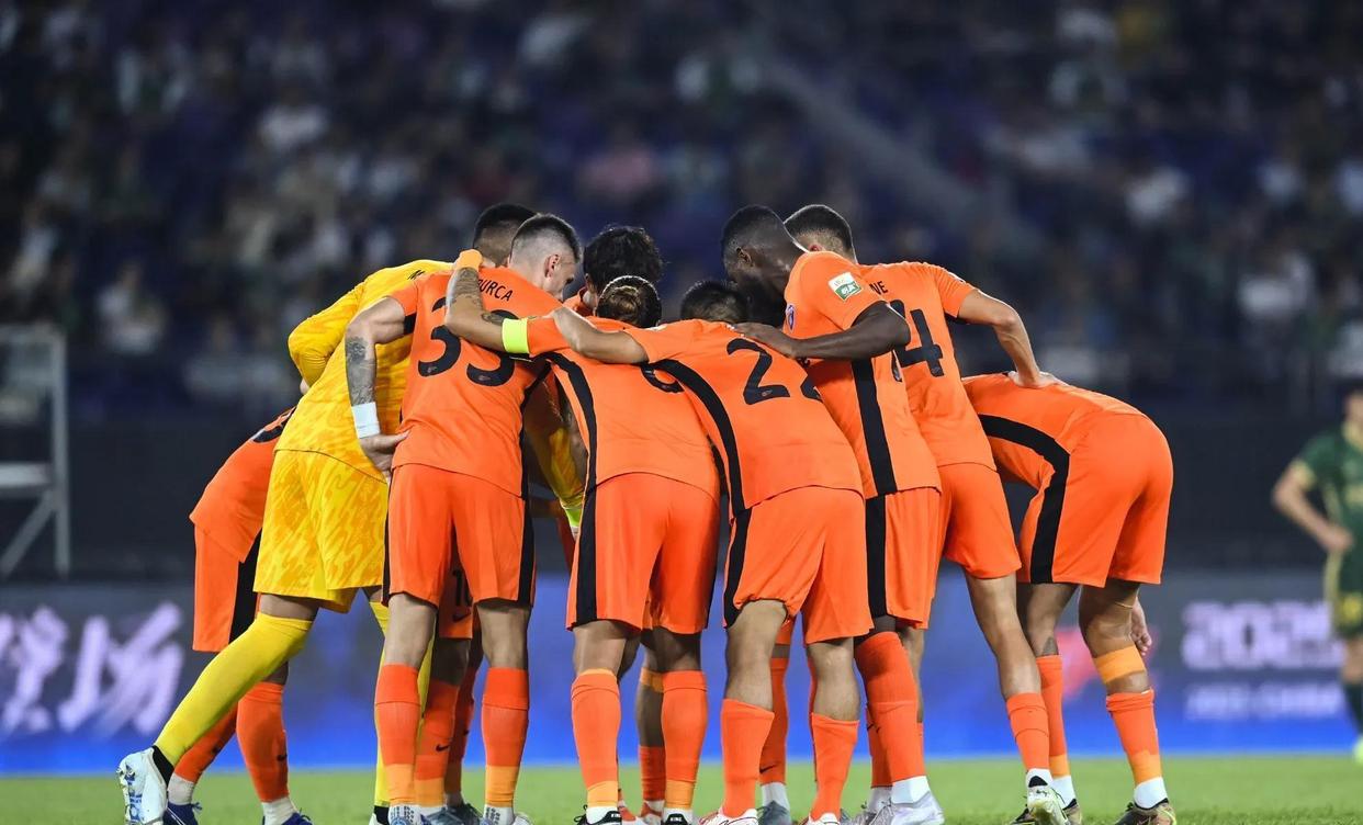 主场作战!本土球员助球队战胜强敌的简单介绍 主场作战!本土球员助球队战胜强敌的简单介绍