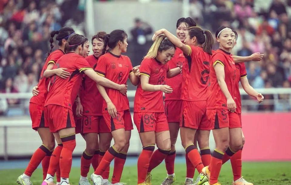 关于紀注瞩目！女足国家队备战重要对决的信息