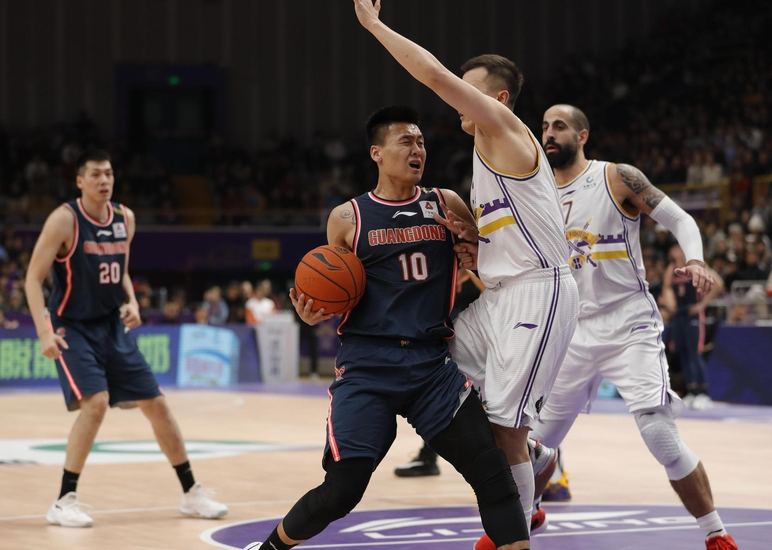 关于法国队鏖战德国队，郑思维状态火热的信息