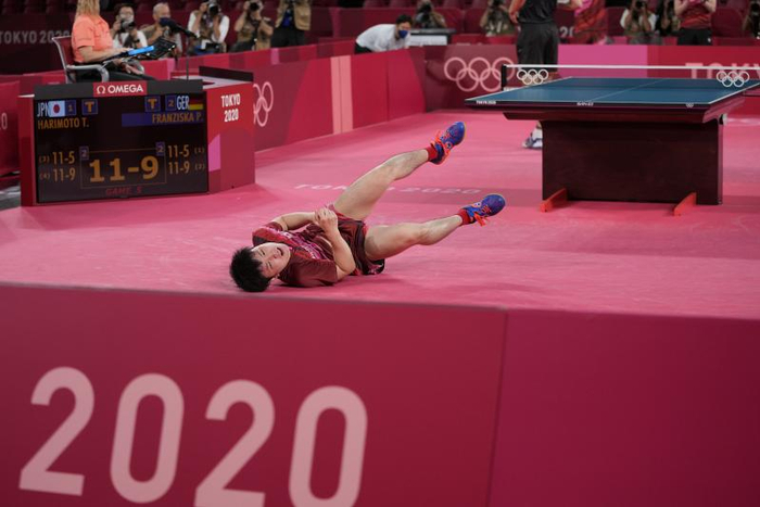 包含日本队翻盘德国队，奥恰洛夫关键制胜的词条