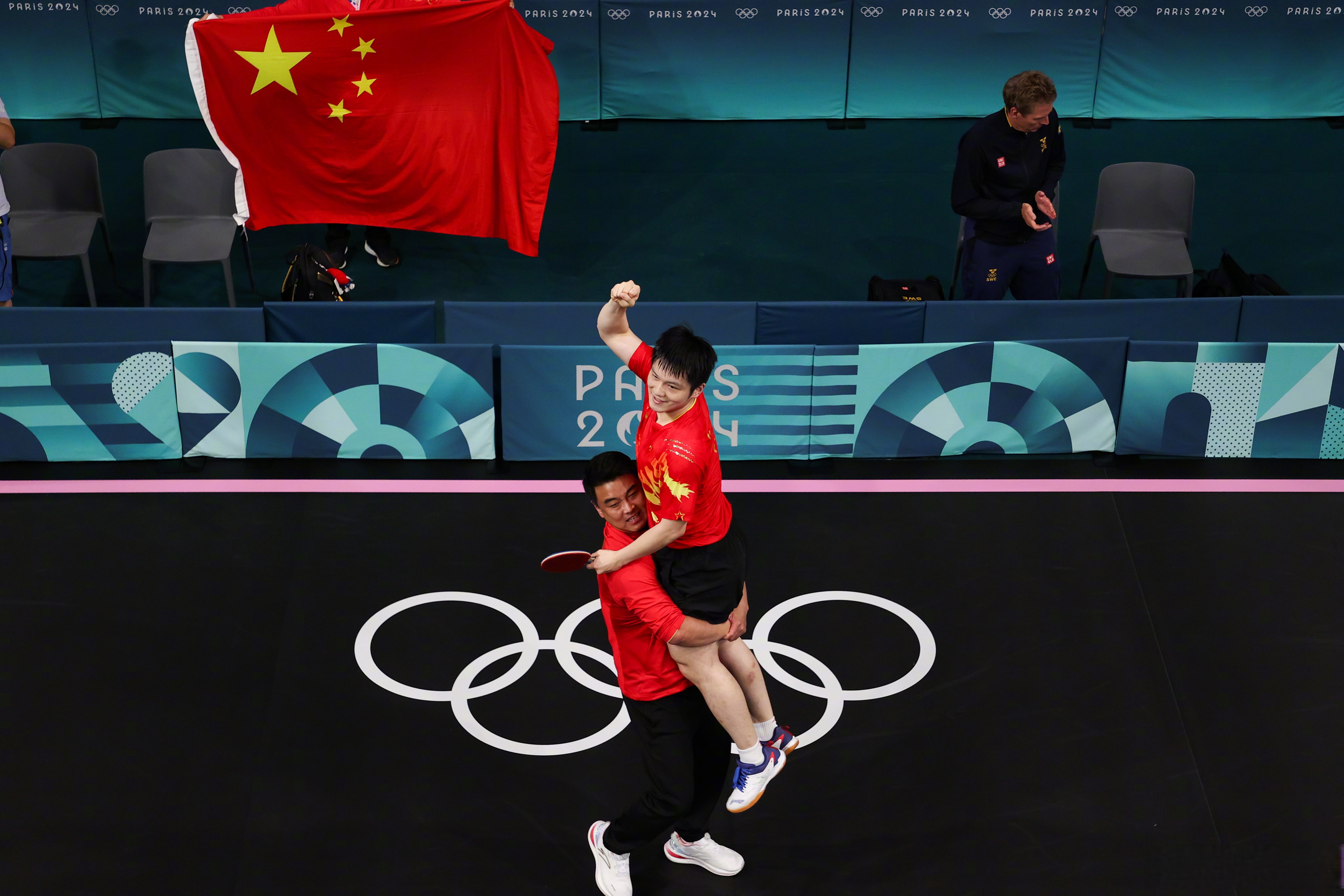 法国乒乓球队完胜德国乒乓球队，樊振东高光表现的简单介绍