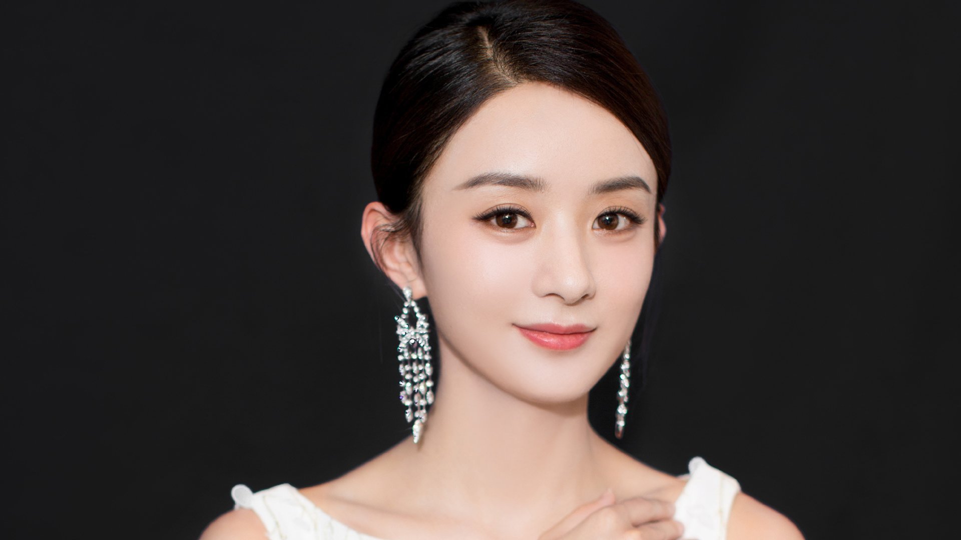 北欧风暴席卷伯纳乌,芬兰制霸皇马,意甲焦点战的战术启示