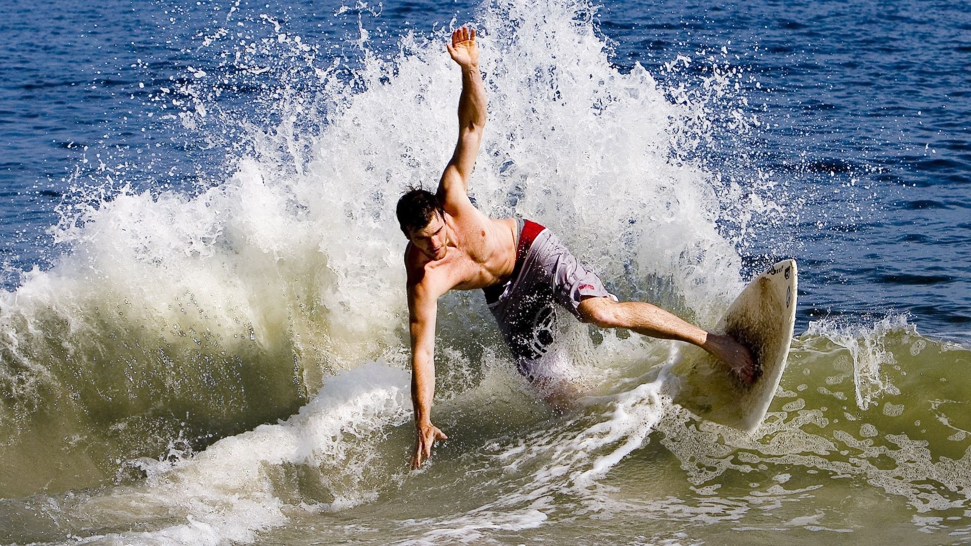 冰火对决，吉林队鏖战老鹰，杰伦·格林全程高能输出引爆赛场