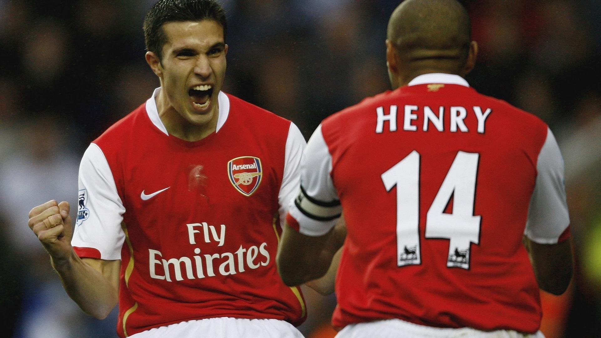 英超争冠焦点战与雄鹿鏖战独行侠，跨越体育的巅峰对决