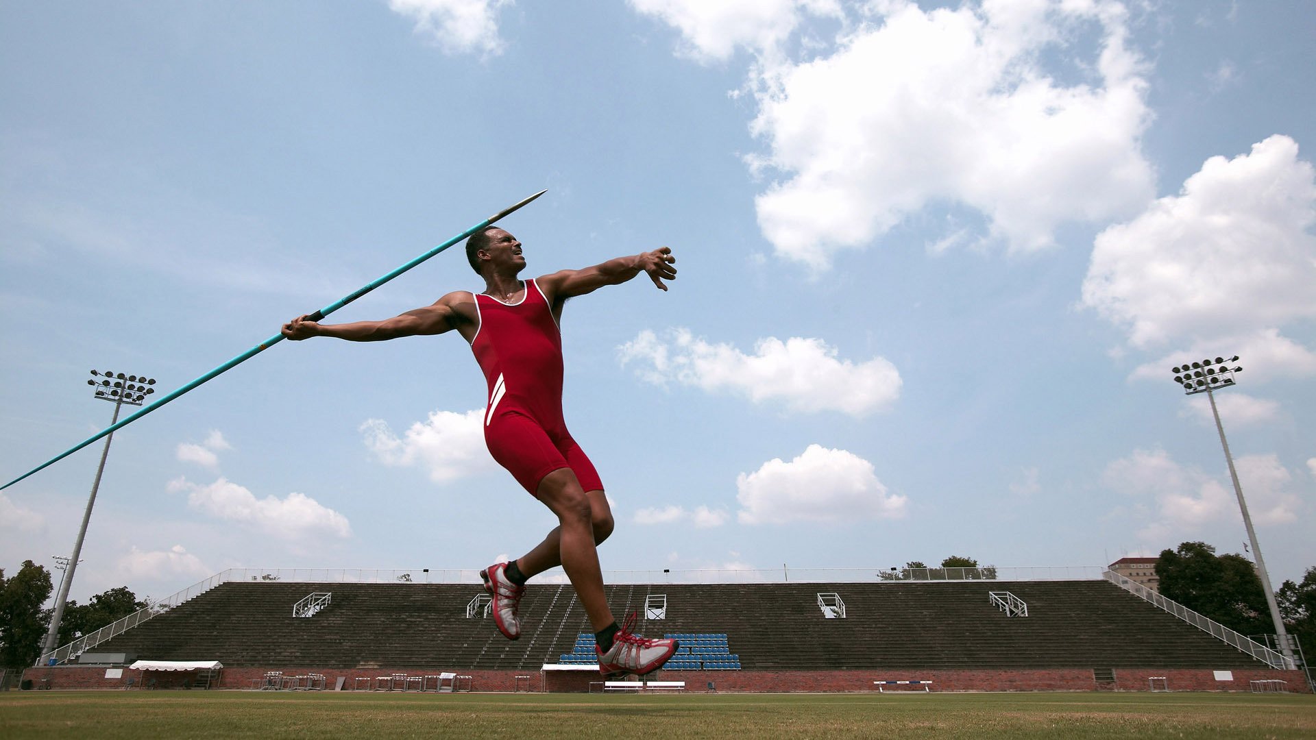 丹麦队碾压泰国队,黄鸭组合状态火热—羽坛格局再掀波澜