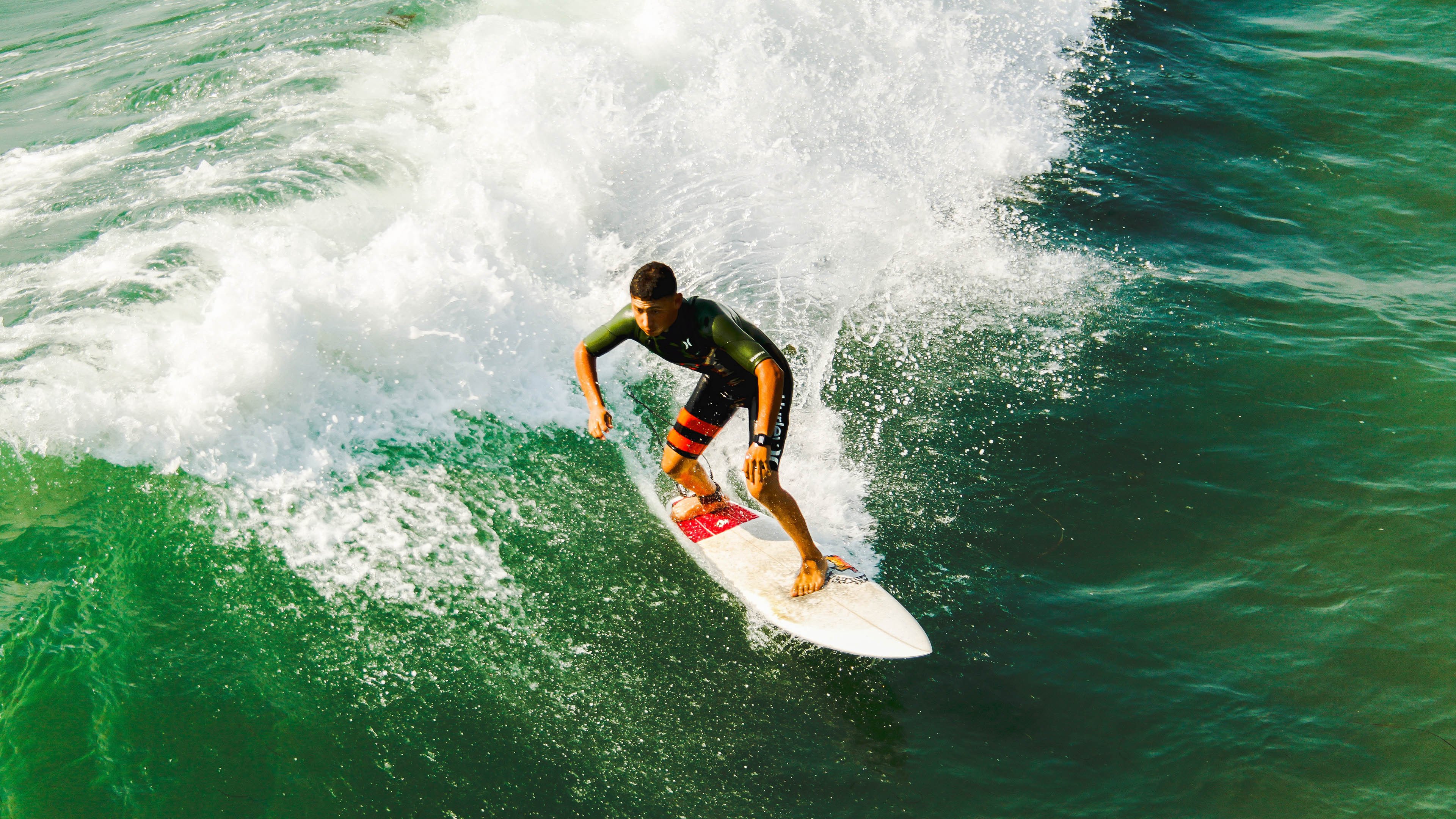 勇士速胜北京队,保罗压制级发挥改写比赛格局